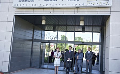 A jövő közigazgatásának központja Tatabányán