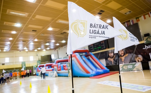 Tatabányai iskola nyerte a Bátrak Ligáját