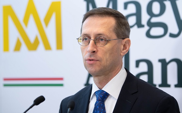 Köszöntötték Komárom legnagyobb adózóit