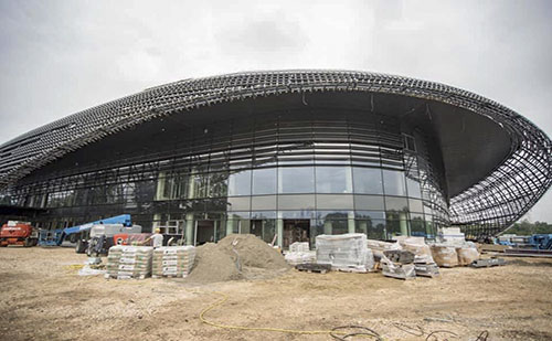 Jól haladnak a multifunkcionális rendezvénycsarnok építési munkálatai 