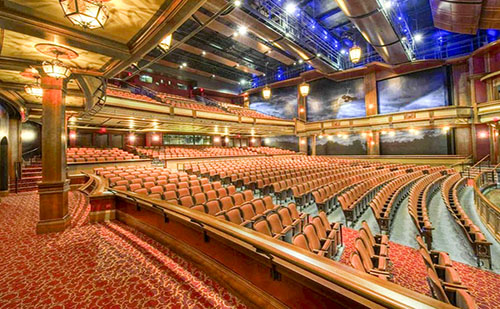 Átadták a megújult Puskin Művelődési Házat Tatabányán