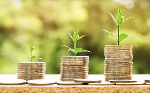 A tatabányai fiatalok akár 8 milliót is kaphatnak